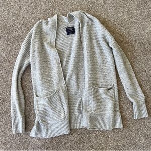Abercrombie & Fitch Cardigan - Size XS